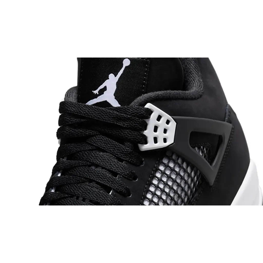AIR JORDAN 4 RETRO WHITE THUNDER - Image 3