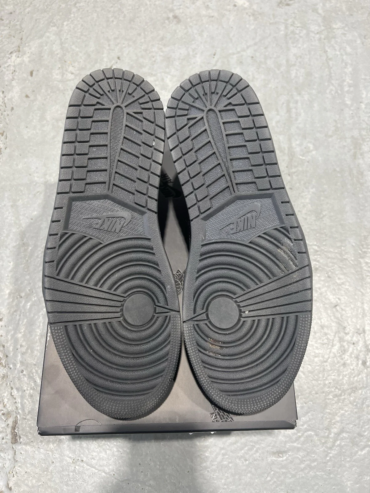 Jordan 1 Low Travis Scott Black Phantom - GREAT CONDITION UK8 - Image 5